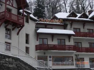 Otel Les