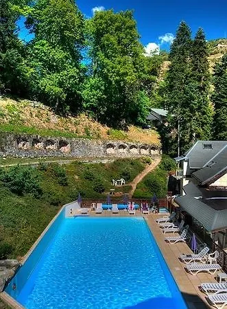 Hotel Les 3*